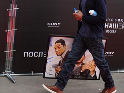 Уилл Смит с сыном в Москве «полетали» на «Буране»