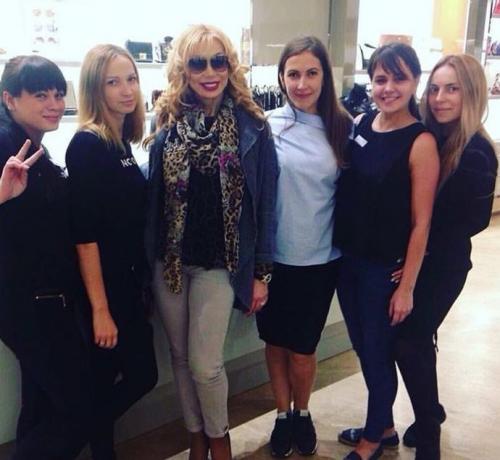 Фанаты не узнали Моисеева, Хакамаду и других звезд на свежих фото