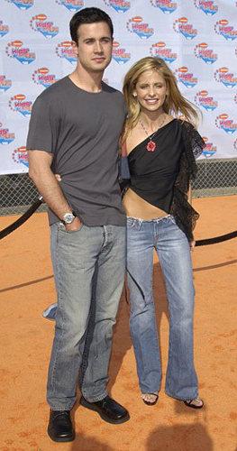 Необычные пары: "высокая" любовь к "дюймовочкам"