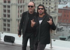 «Metallica»  закалялась на фоне Кремля