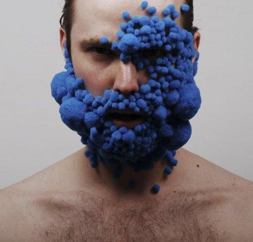 Голландский дизайнер издевается над телом