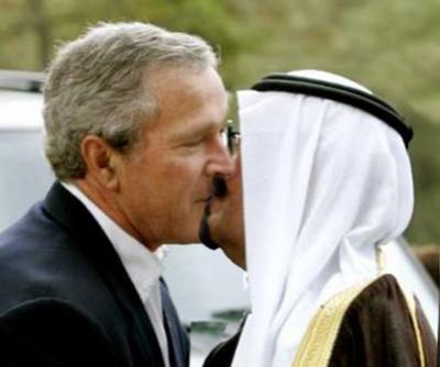 Самые смешные и неловкие поцелуи звезд