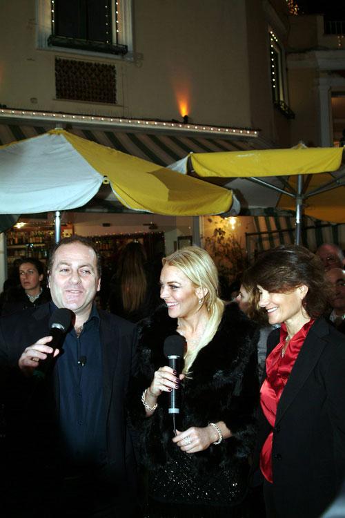 Линдси Лохан охмурила троих за 24 часа