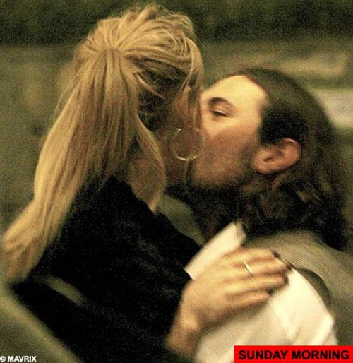 Линдси Лохан охмурила троих за 24 часа