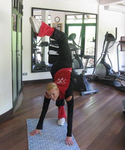 Райские каникулы Волочковой на Мальдивах. Часть 2