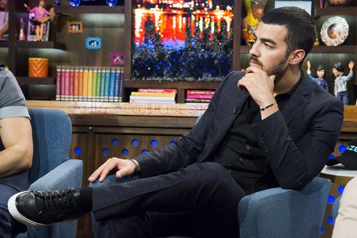 Знаменитые мужчины, которые тяжело переживали разрыв с любимыми