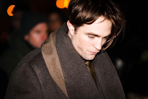 Знаменитые мужчины, которые тяжело переживали разрыв с любимыми