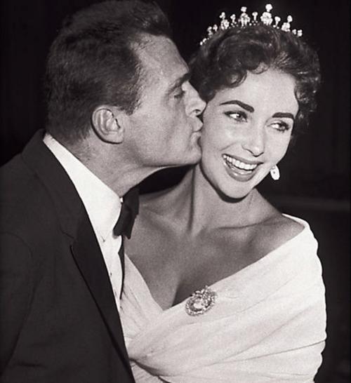 15 самых известных любовных трагедий Голливуда