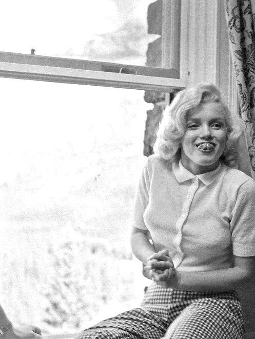 Редкие снимки знаменитостей, где они дурачатся как дети