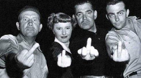 Редкие снимки знаменитостей, где они дурачатся как дети