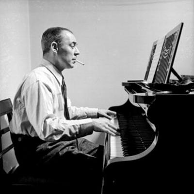 Топ-13 самых успешных покойников