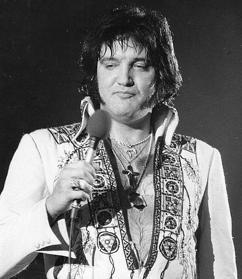 Топ-13 самых успешных покойников