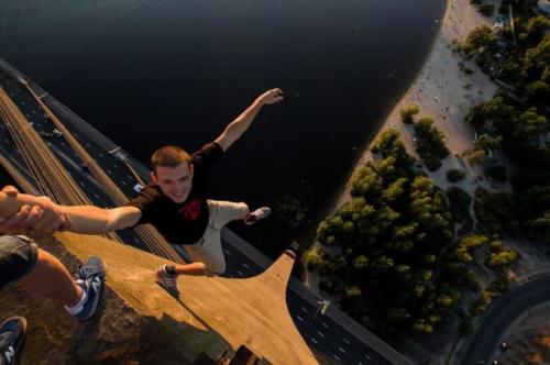 Самые невероятные селфи российских смельчаков