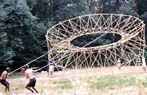 Банан-дирижабль барражирует над Техасом