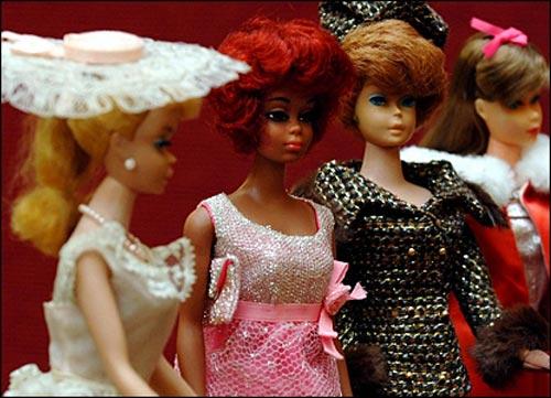 Барби продают на аукционе Кристи