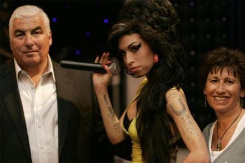 «Нереальная» Эмми Уайнхаус появилась в музее мадам Тюссо