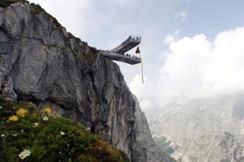 Экстремальная смотровая площадка AlpspiX