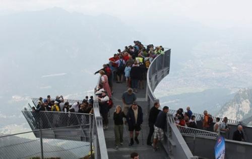 Экстремальная смотровая площадка AlpspiX