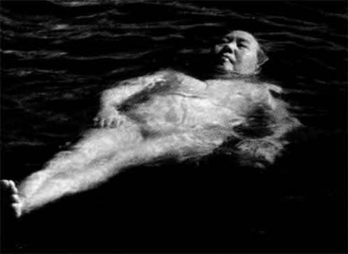 Тысячи девственниц Мао Цзэдуна и другие странности "великого кормчего"