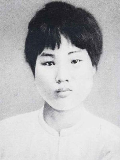 Тысячи девственниц Мао Цзэдуна и другие странности "великого кормчего"