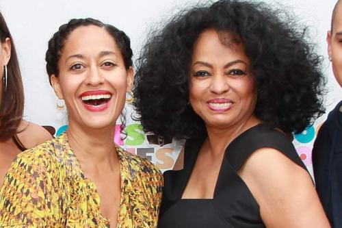 Звездные мамы, которые выглядят как сестры своих детей