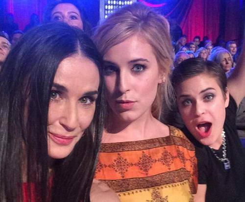 Звездные мамы, которые выглядят как сестры своих детей