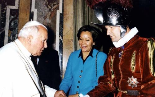 Под носом у Папы: история хладнокровного убийства в Ватикане