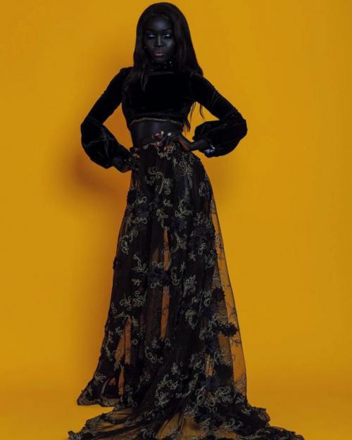 Королева тьмы: модель с угольно-черным цветом кожи взорвала Интернет!