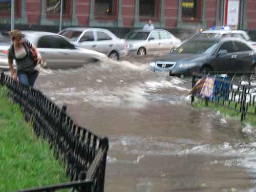 Москву опять затопило!..