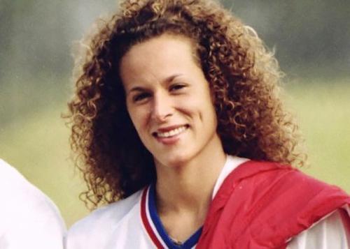 Знаменитости, обвинявшиеся в изнасилованиях и сексуальных домогательствах