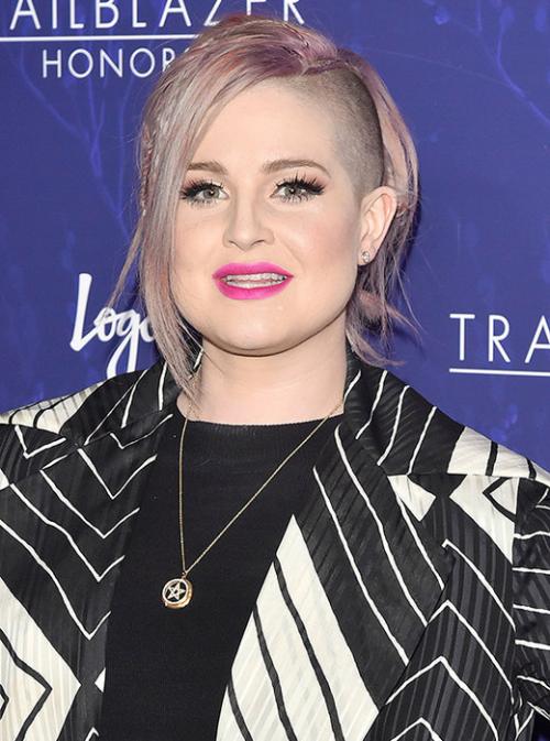 Знаменитости, поборовшие алкогольную зависимость