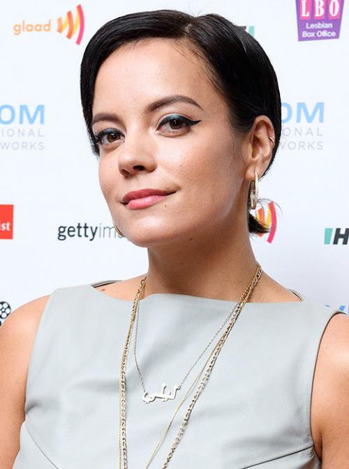 Знаменитости, поборовшие алкогольную зависимость