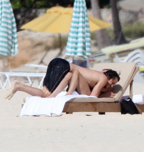 Как проводят звезды зимний сезон отпусков