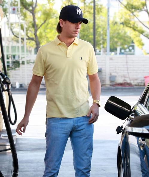 Звезды на автозаправках