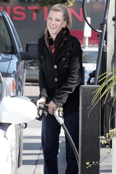 Звезды на автозаправках