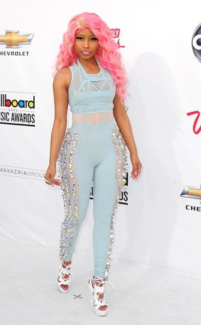 Королевы эпатажа и их самые безумные наряды