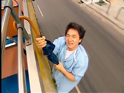 Игры со смертью: 20 самых отчаянных смельчаков