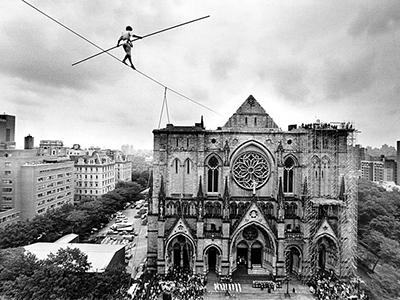 Игры со смертью: 20 самых отчаянных смельчаков