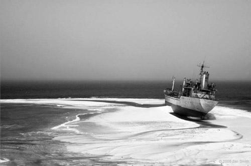 Нуадибу – самое большое в мире кладбище кораблей