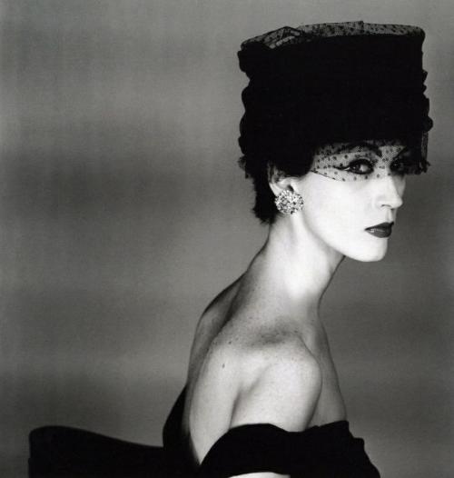 Восхождение звезд подиума: как и где находили знаменитых супермоделей