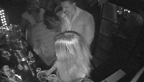 Линдсей Лохан пьет водку и целуется с Самантой