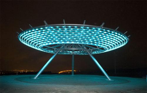 Дерево-орган сообщает людям мелодии ветра