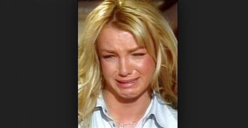 Самые яркие нервные срывы знаменитостей, случившиеся на публике