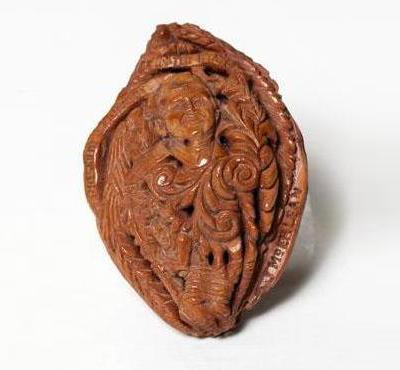 Хaйдао — резьба по фруктовым косточкам