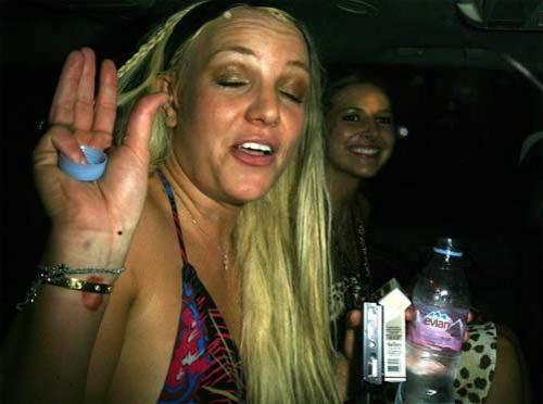 Бритни Спирс устроила дебош в самолёте