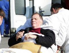 Беспомощные звезды: известные артисты на больничной койке