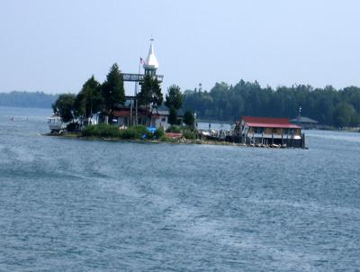 Самые маленькие островные поместья