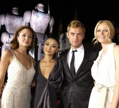 Анджелина Джоли с «коллегами по цеху»