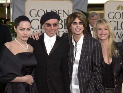 Анджелина Джоли с «коллегами по цеху»