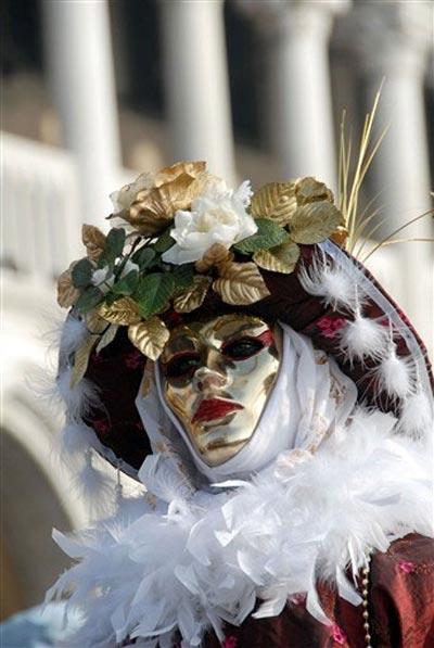 На венецианском карнавале сожгут чучело зимы